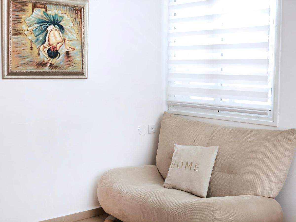 Stylish Tel Aviv Apartment Exterior photo