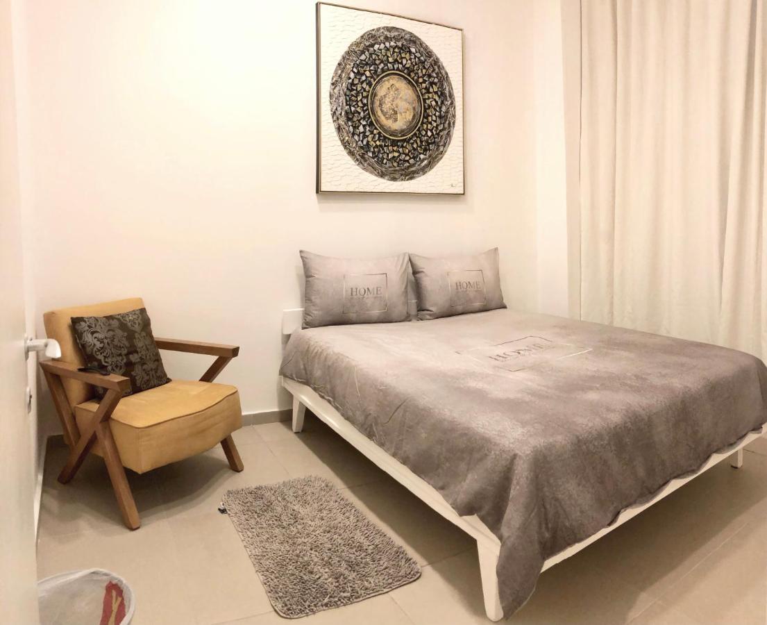 Stylish Tel Aviv Apartment Exterior photo